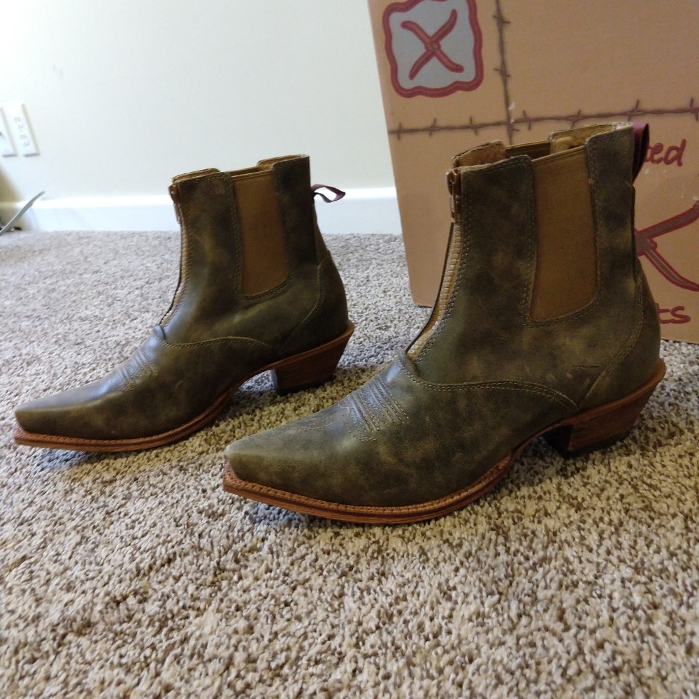 Twisted X Brown leather boots New in box